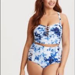 Torrid Size 5 Blue Tie-Dye Lattice Bikini Swim Top